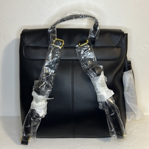 JOY & IMAN Leather Backpack with tassels - Picture 5 of 15